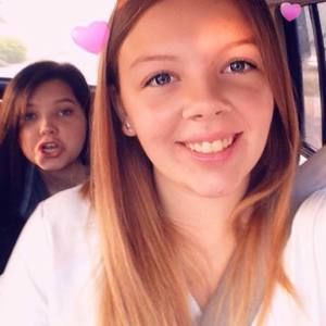 Meet your Posher, Chelsey